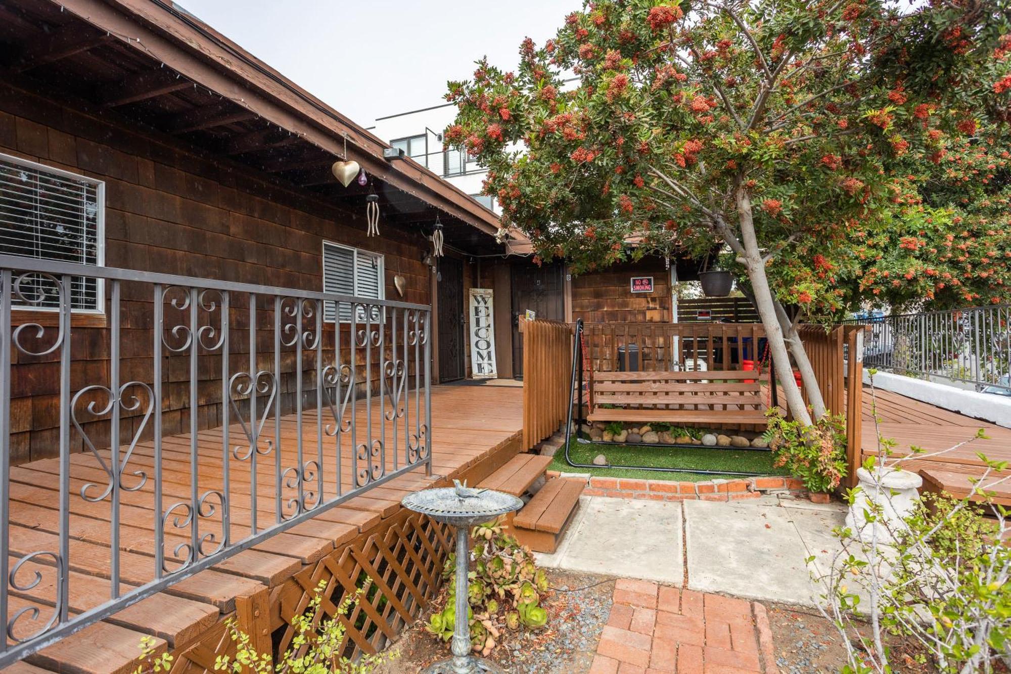 Special Studio In Center Of Сан Диего Екстериор снимка